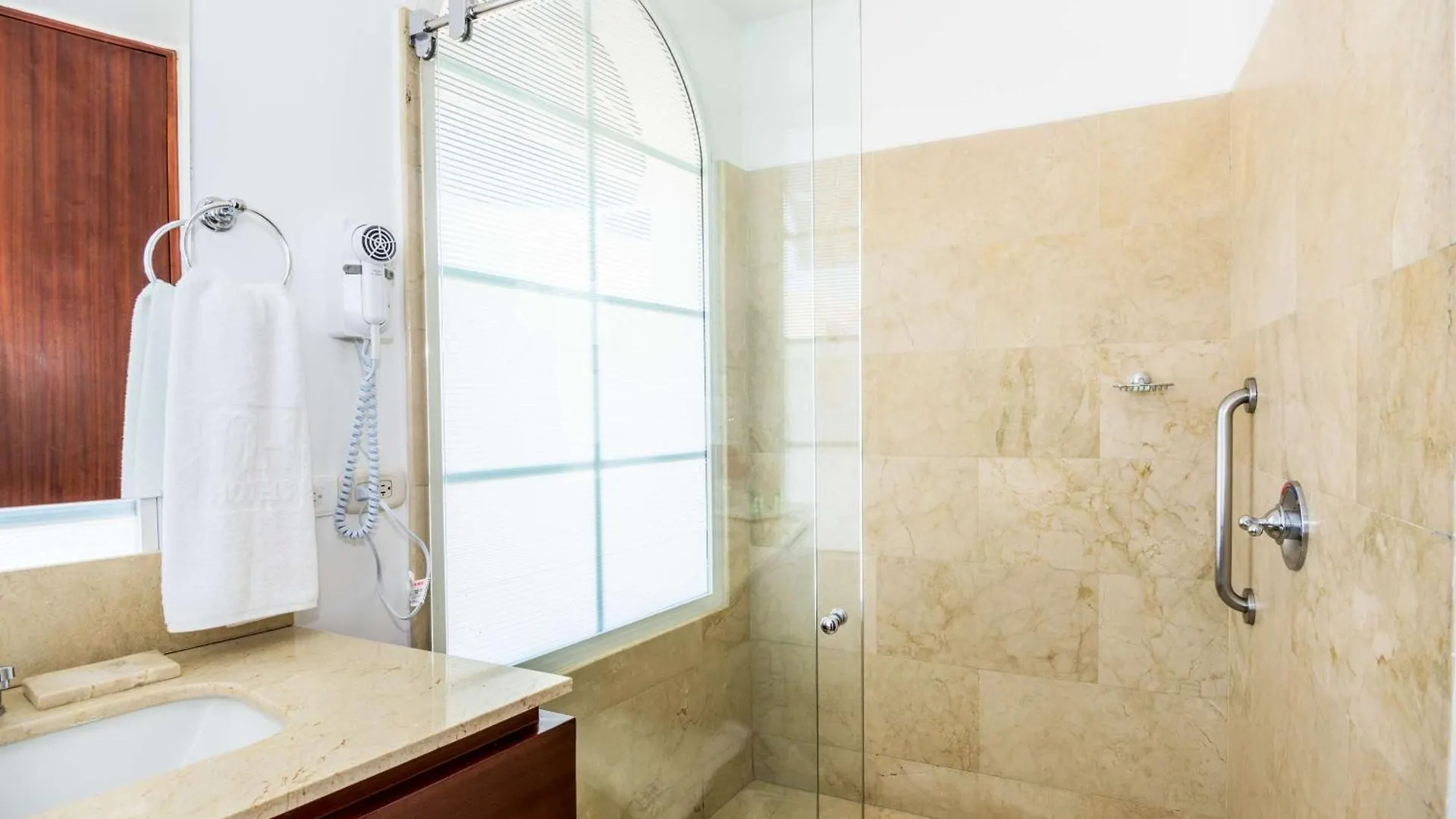 Nh Royal Urban Cartagena Hotel
