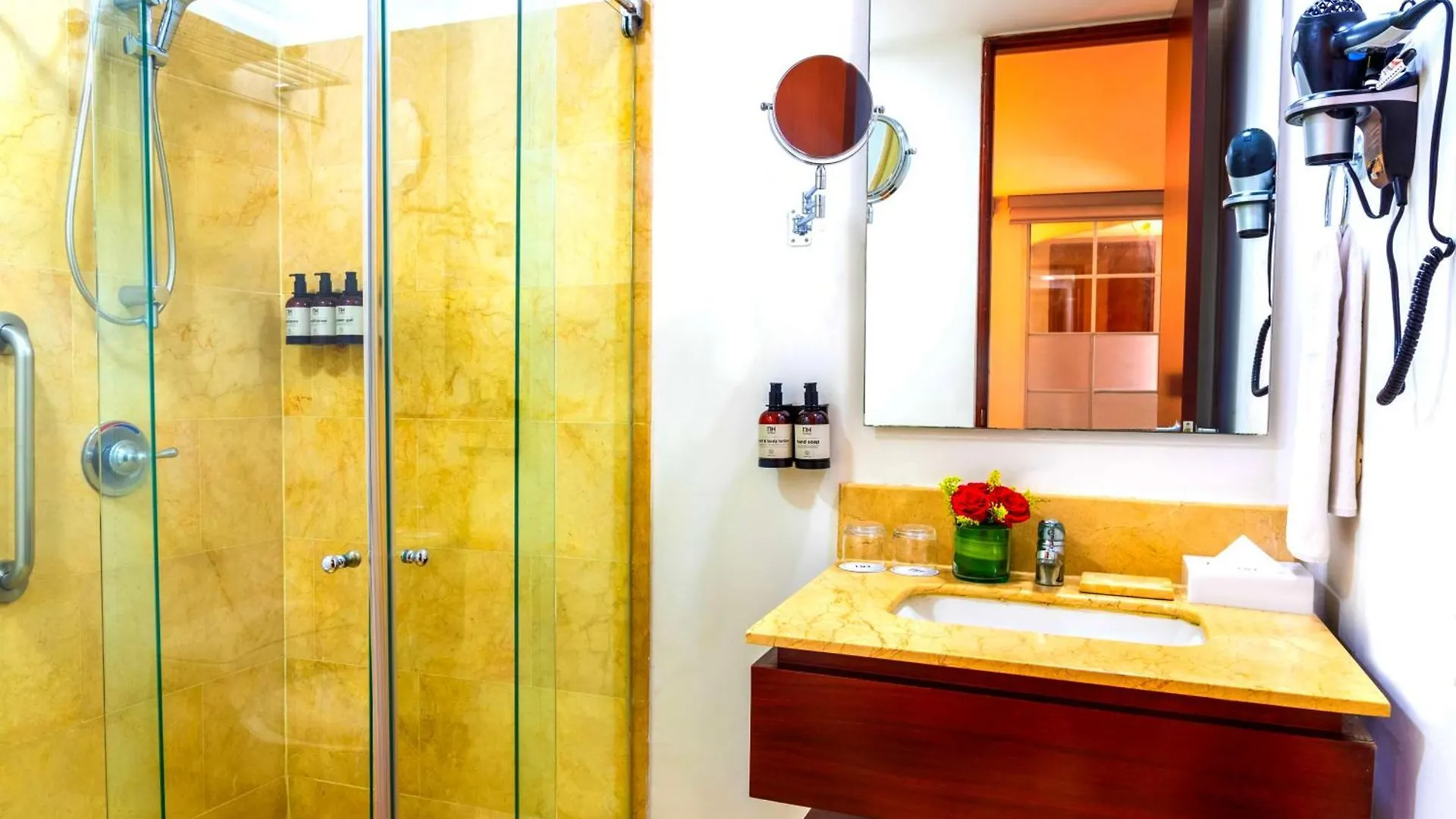 Nh Royal Urban Cartagena Hotel