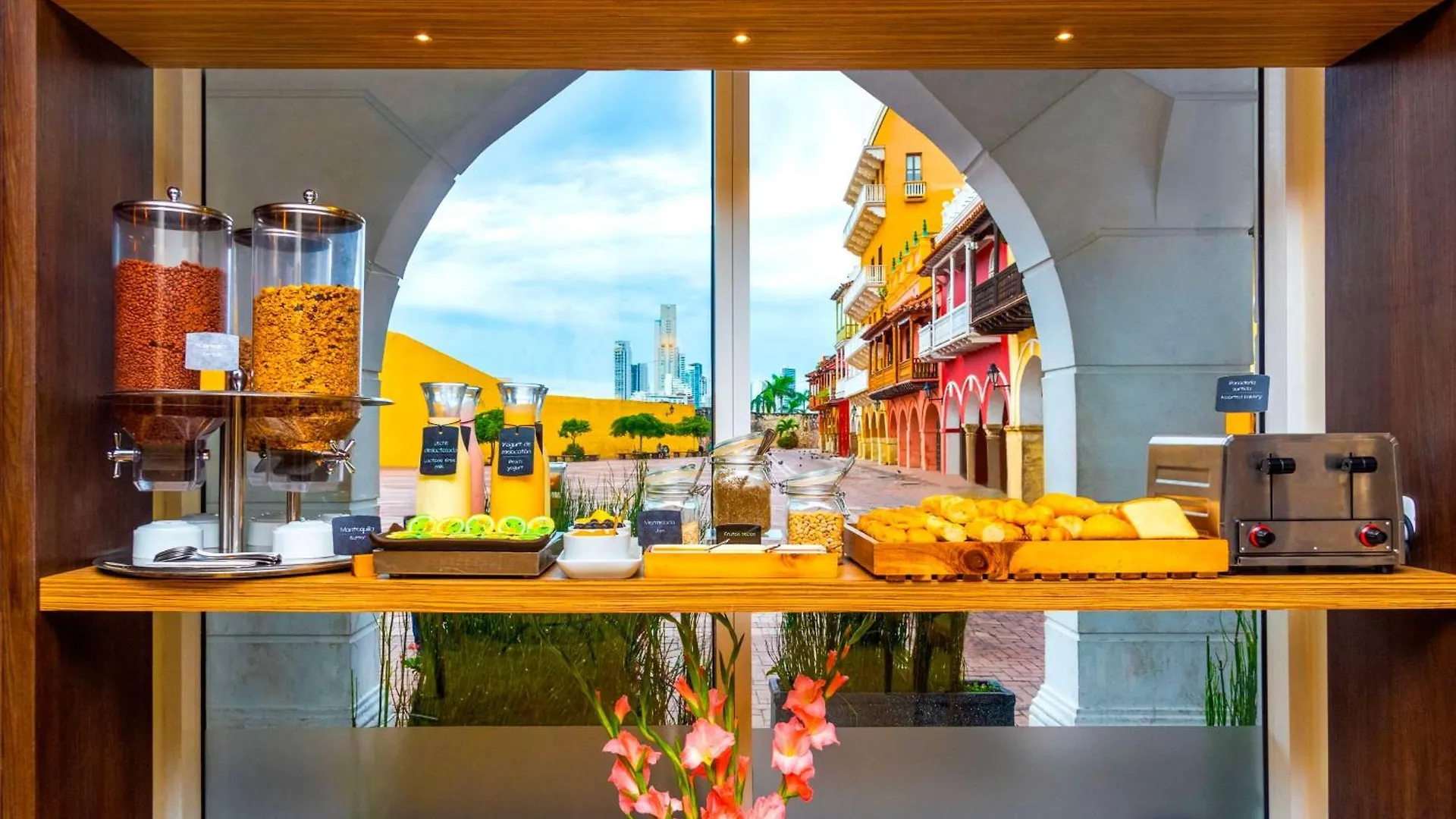 Nh Royal Urban Cartagena Hotel